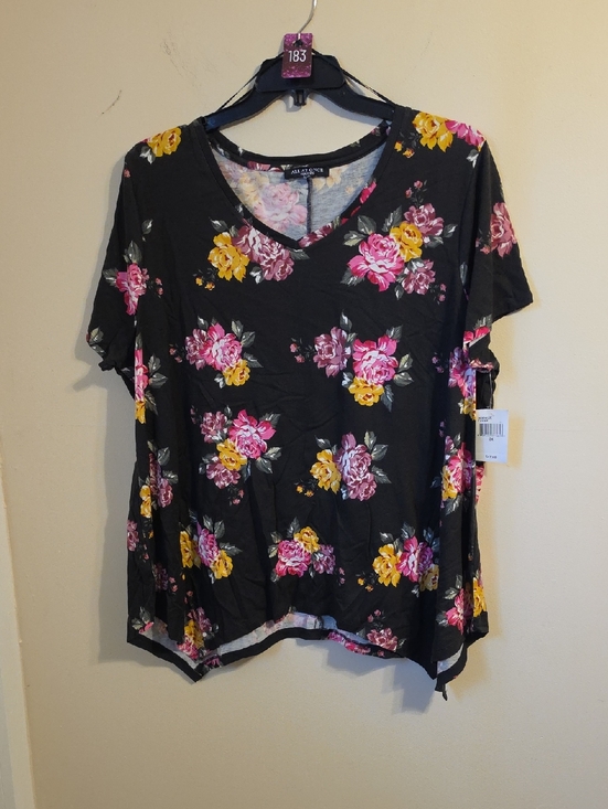 All At Once Tops - All At Once Black Floral Shark Bite Hem Short Sleeve T Shirt. NWT